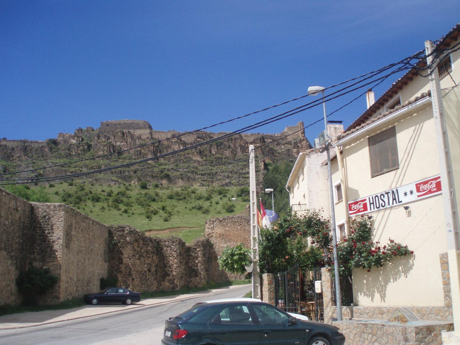 Hostal Restaurante La Muralla Canete  외부 사진